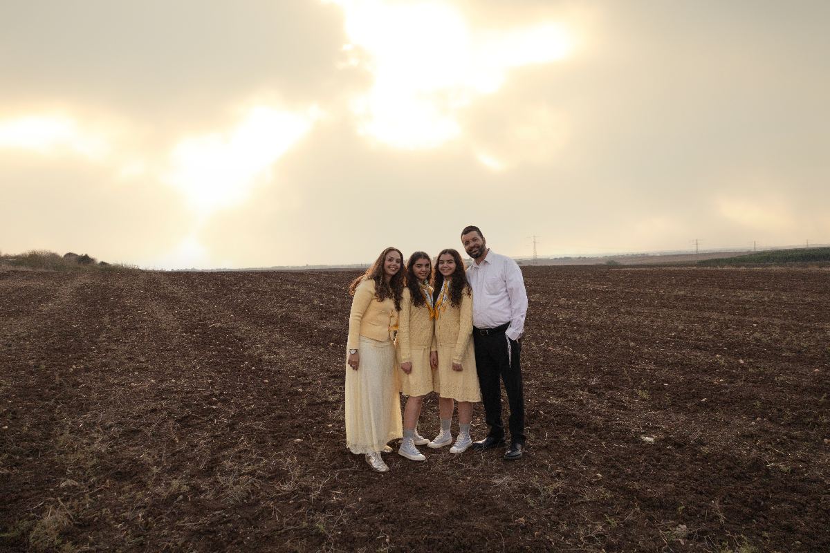 בת מצווה צילומי חוץ תאומות