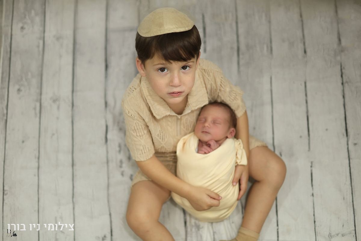 ניו בורן - 16